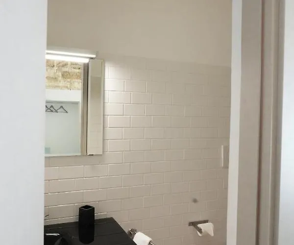 Alojamento de Acomodação e Pequeno-almoço Il Grifone 4*